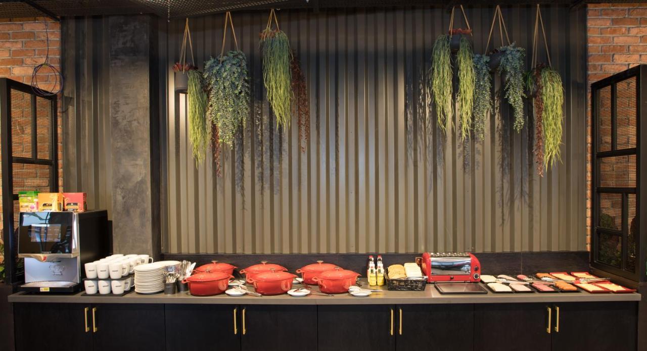 Отель Radisson Red Greenwich The O2 Лондон